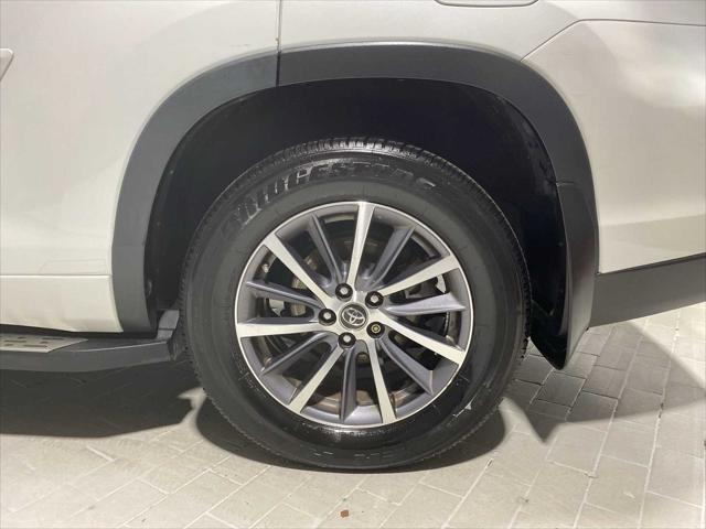 used 2017 Toyota Highlander car, priced at $22,980