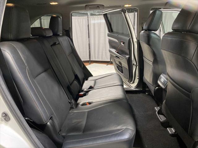 used 2017 Toyota Highlander car, priced at $22,980