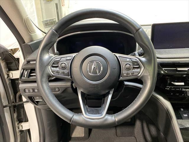 used 2022 Acura MDX car, priced at $39,980