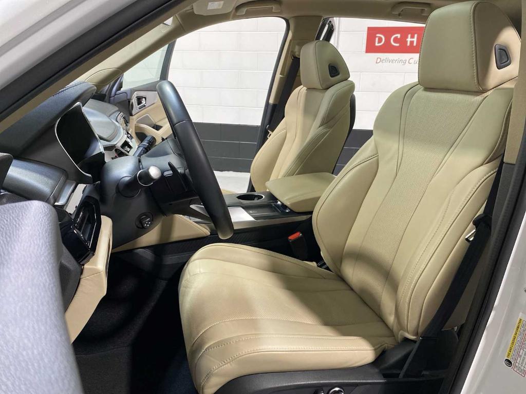 used 2023 Acura MDX car, priced at $43,580
