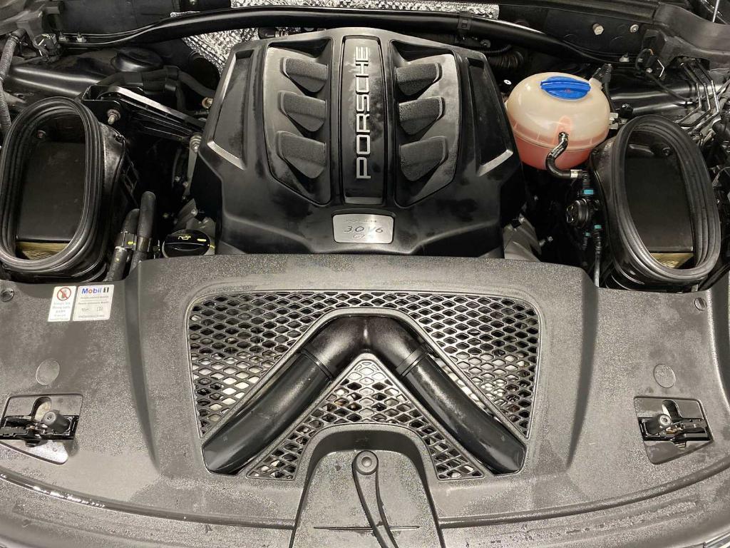 used 2018 Porsche Macan car, priced at $30,980