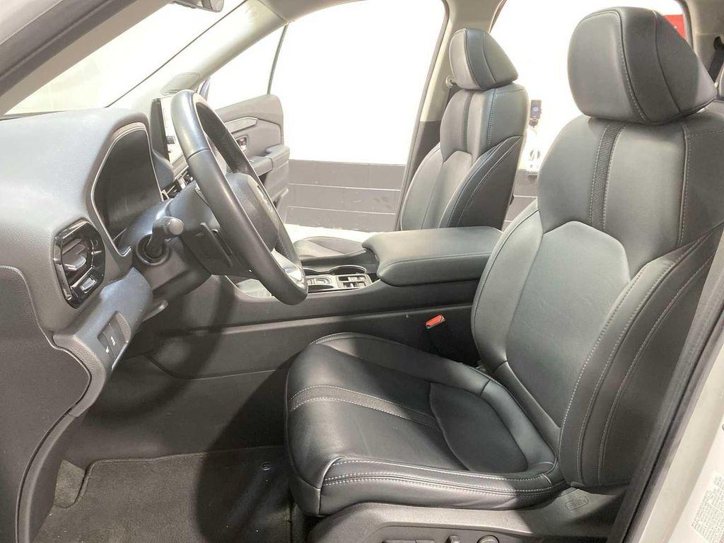 used 2023 Honda Pilot car, priced at $37,980