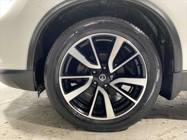 used 2019 Nissan Rogue car, priced at $17,880