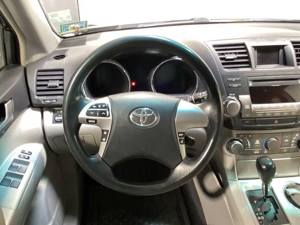used 2012 Toyota Highlander car, priced at $6,980