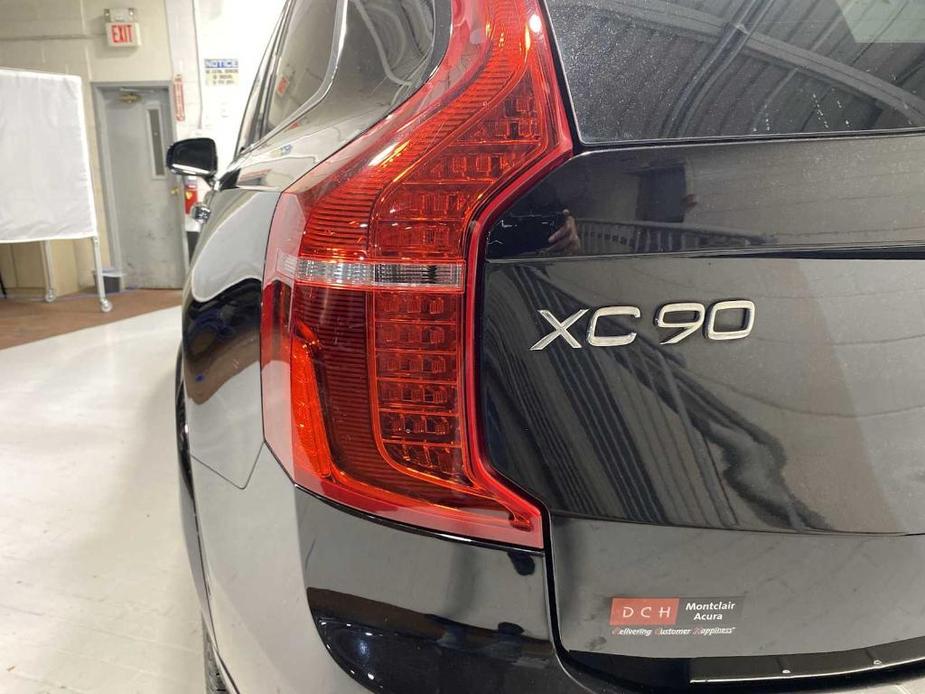 used 2016 Volvo XC90 car, priced at $13,580