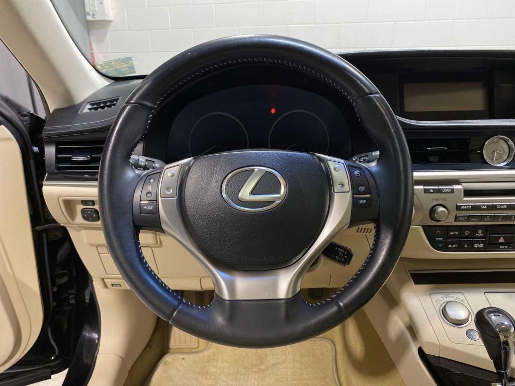 used 2014 Lexus ES 350 car, priced at $18,580