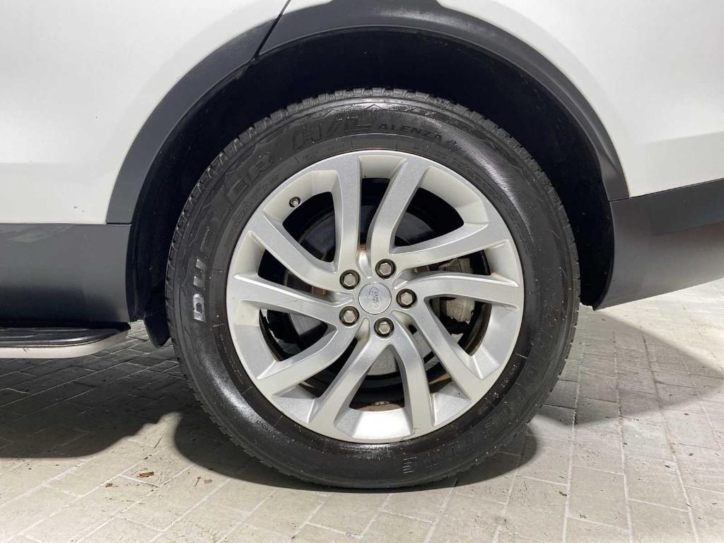 used 2017 Land Rover Discovery car, priced at $14,980
