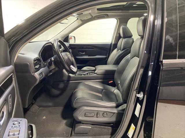 used 2023 Honda Pilot car, priced at $36,980