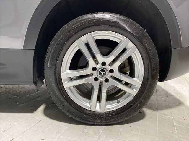 used 2021 Mercedes-Benz GLB 250 car, priced at $26,580