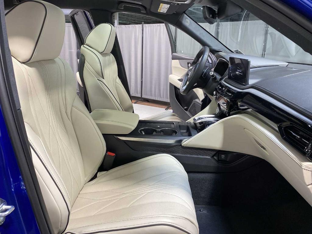 used 2025 Acura MDX car, priced at $64,880