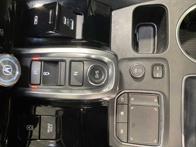 used 2022 Acura MDX car, priced at $41,980
