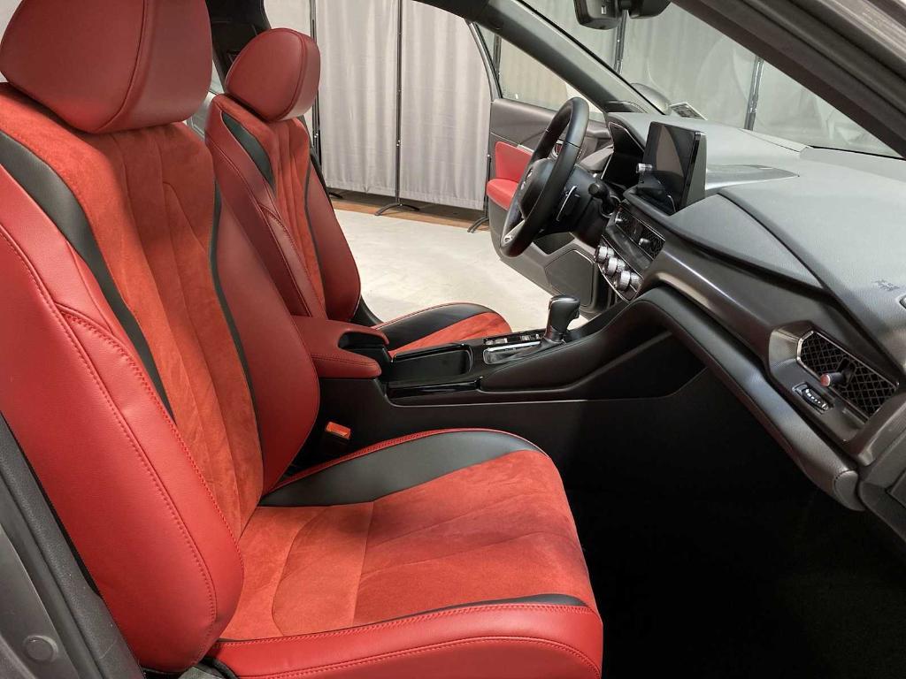 used 2025 Acura Integra car, priced at $33,980