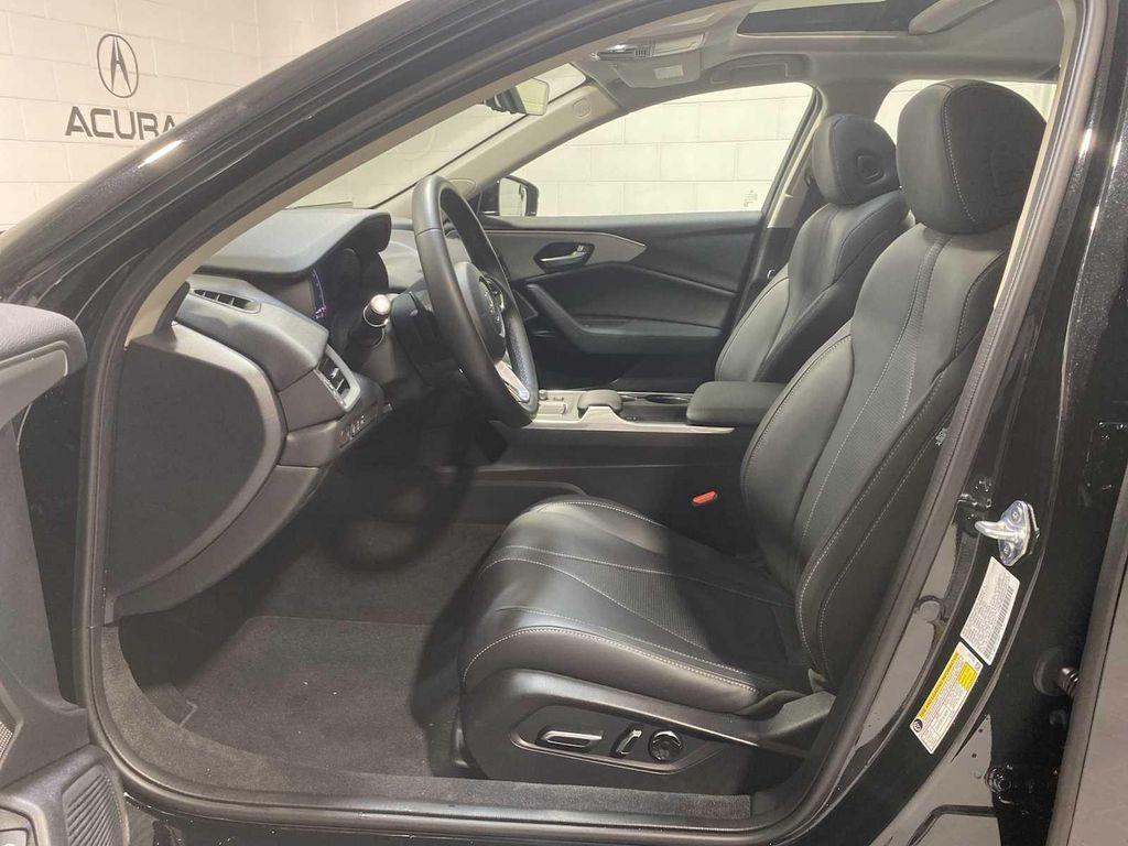 used 2025 Acura TLX car, priced at $37,880