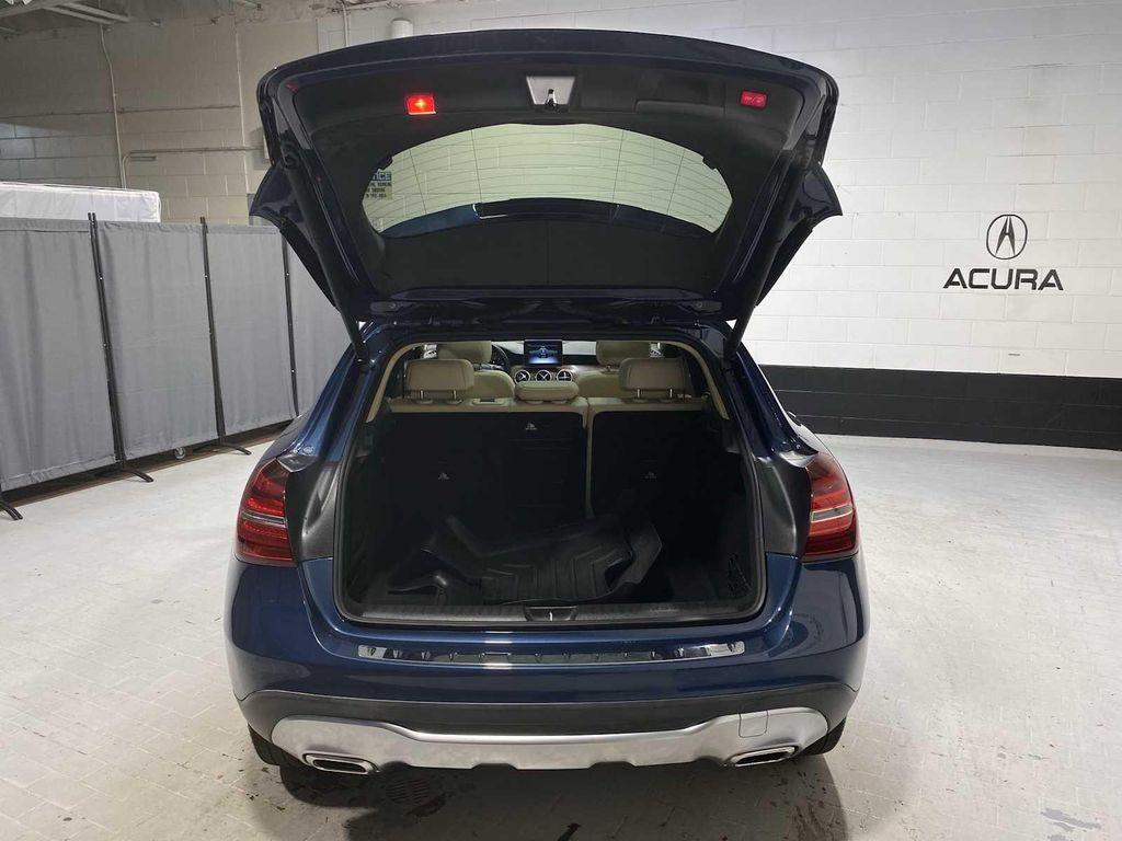 used 2020 Mercedes-Benz GLA 250 car, priced at $17,980