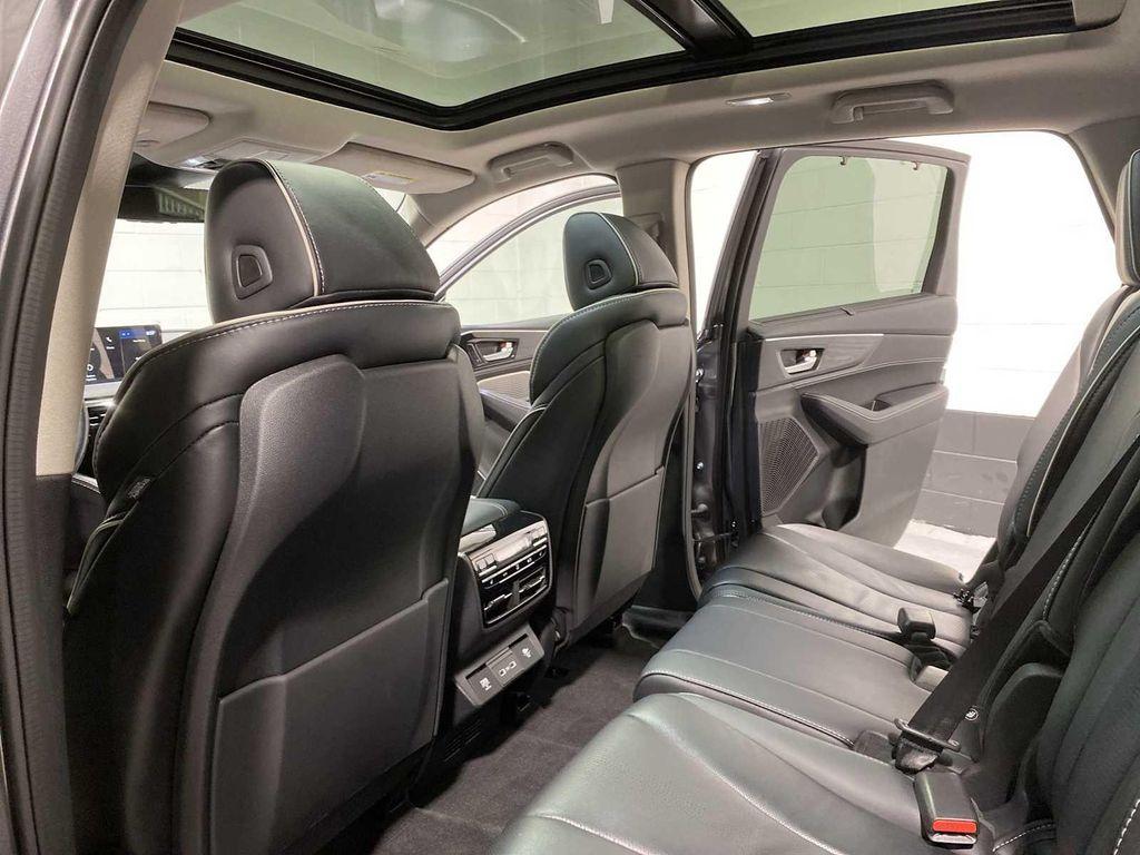 used 2023 Acura MDX car, priced at $39,880