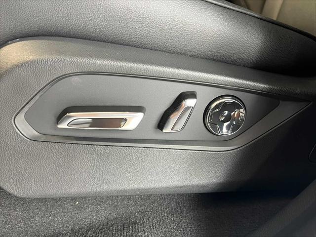 new 2025 Acura MDX car, priced at $55,350