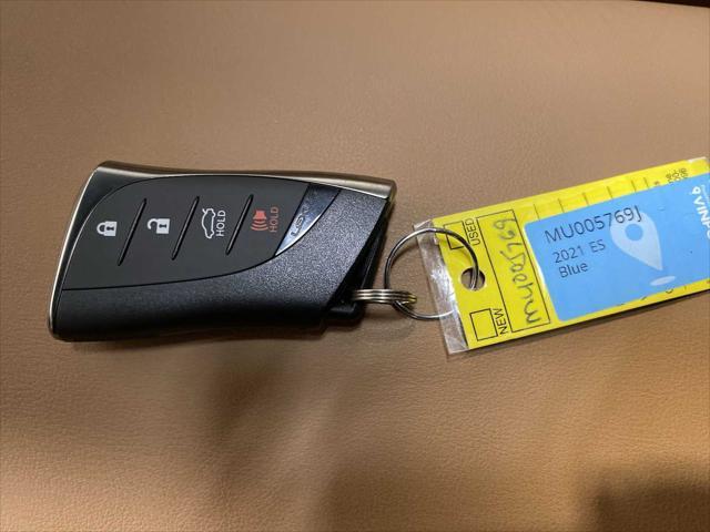 used 2021 Lexus ES 300h car, priced at $31,980