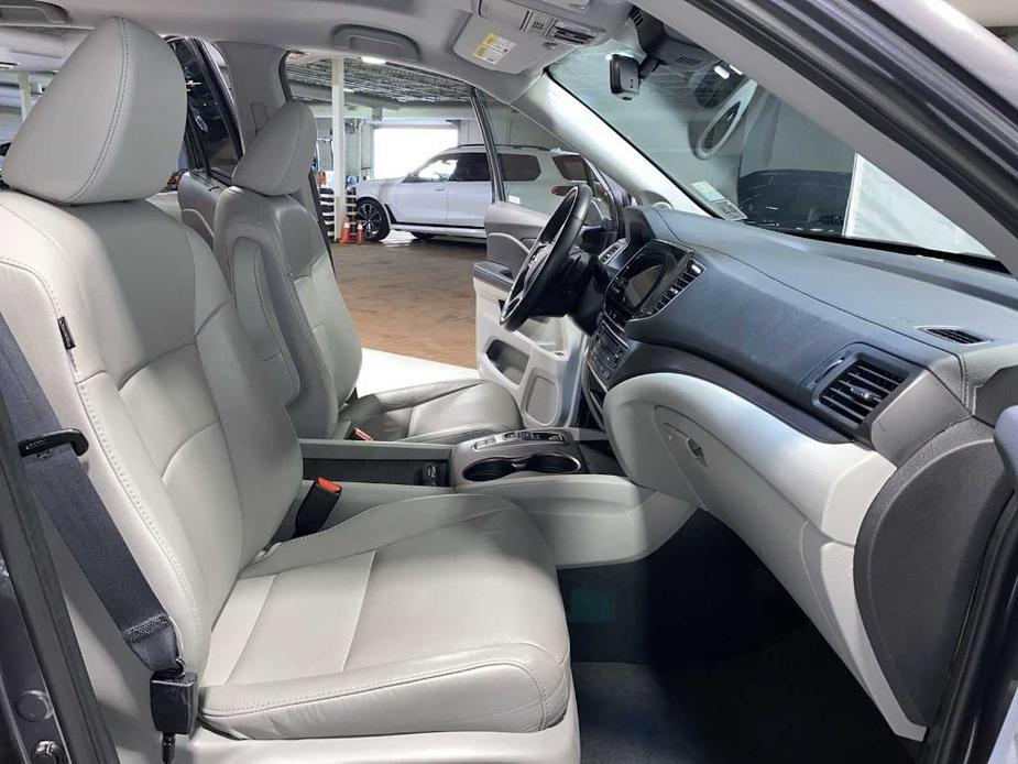 used 2021 Honda Pilot car, priced at $25,000