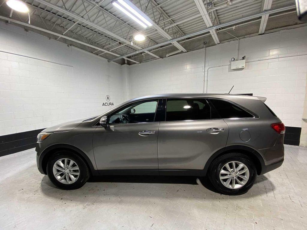 used 2016 Kia Sorento car, priced at $9,880