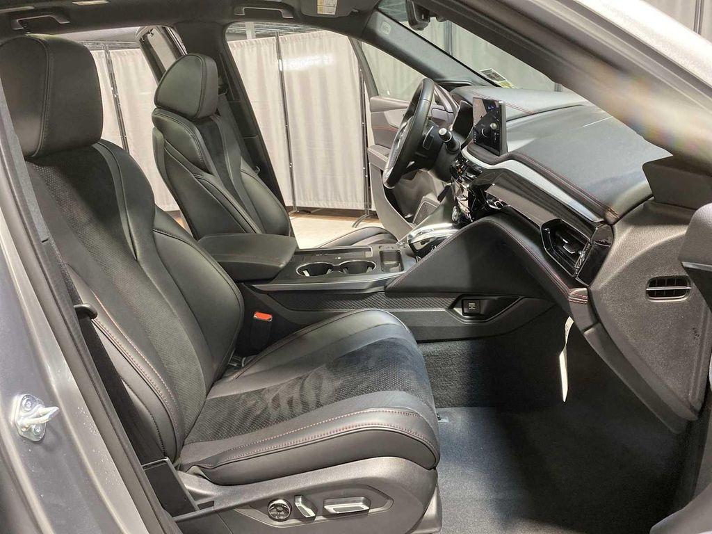 used 2025 Acura MDX car, priced at $55,990