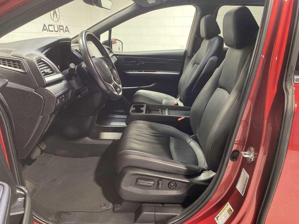 used 2023 Honda Odyssey car, priced at $33,580