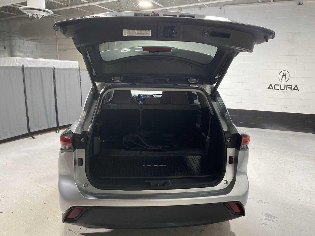 used 2022 Toyota Highlander car, priced at $29,780