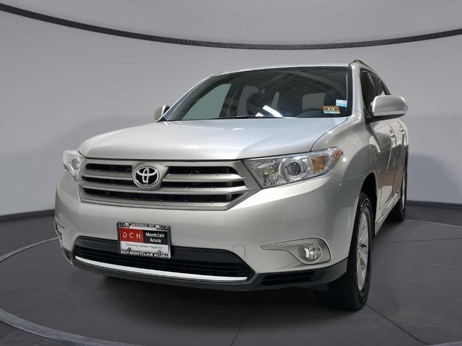 used 2013 Toyota Highlander car, priced at $15,750