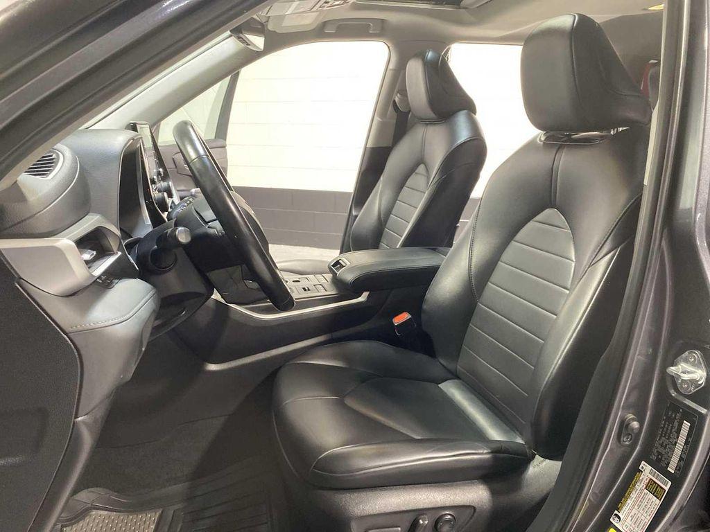 used 2021 Toyota Highlander car, priced at $28,980