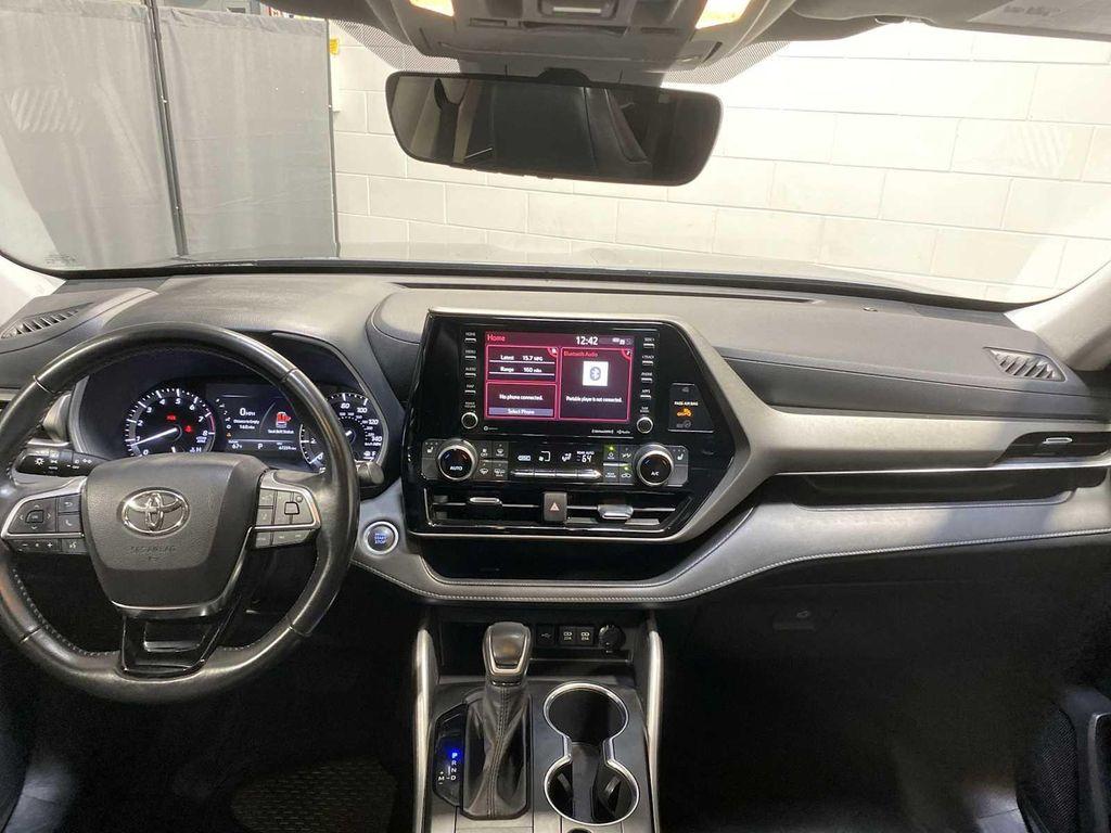 used 2021 Toyota Highlander car, priced at $28,980