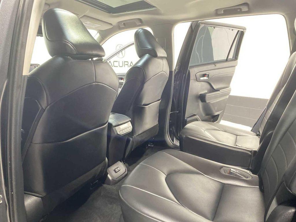 used 2021 Toyota Highlander car, priced at $28,980