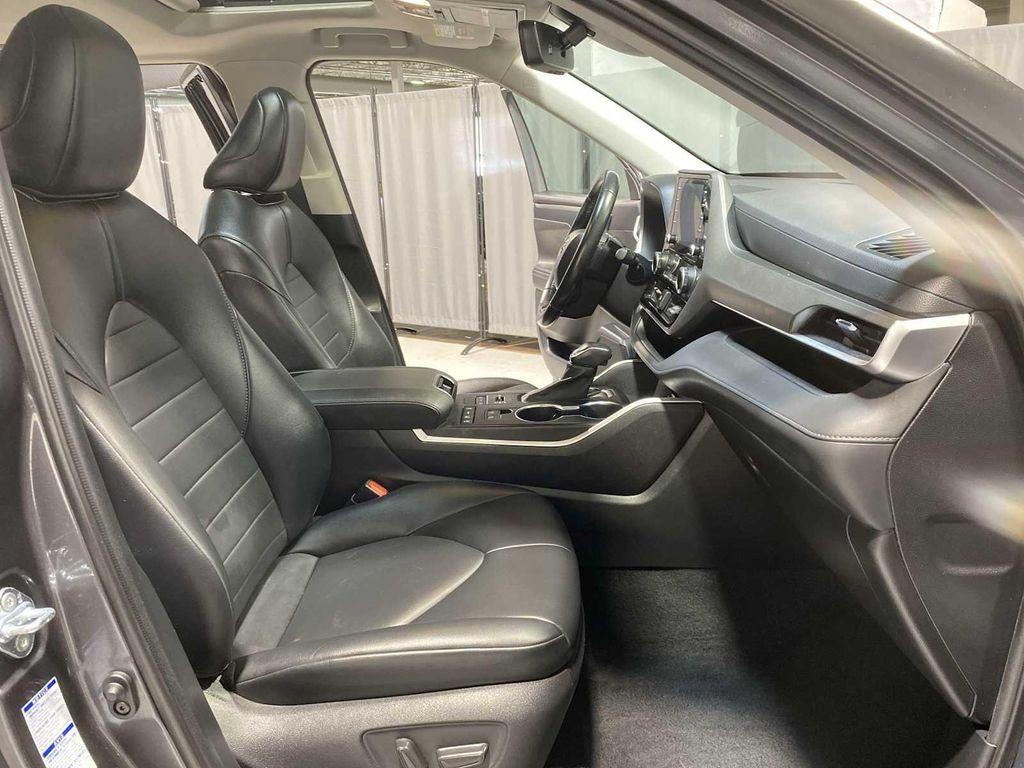 used 2021 Toyota Highlander car, priced at $28,980