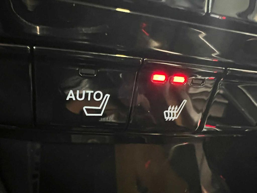 new 2025 Acura MDX car, priced at $55,350