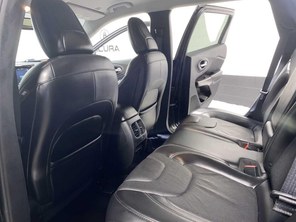 used 2019 Jeep Cherokee car, priced at $15,980