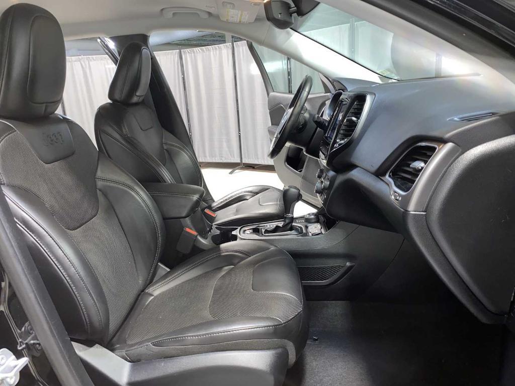 used 2019 Jeep Cherokee car, priced at $15,980