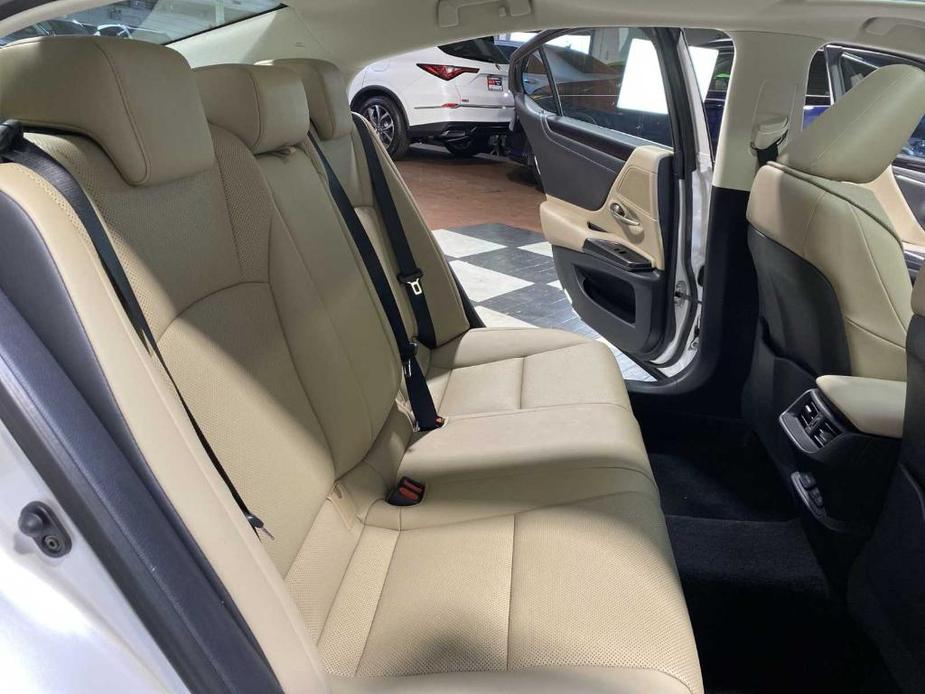 used 2021 Lexus ES 350 car, priced at $28,995
