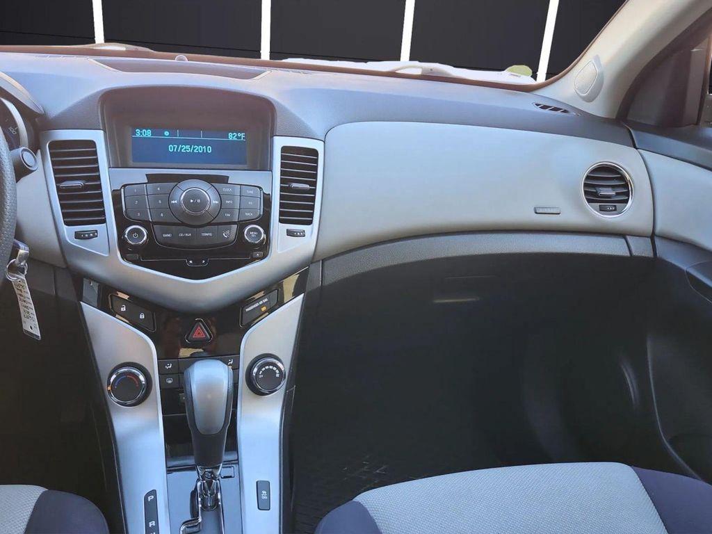used 2014 Chevrolet Cruze car, priced at $5,999
