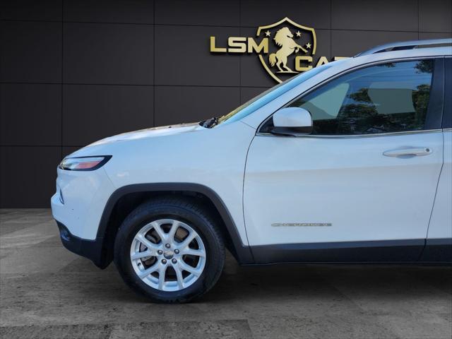 used 2017 Jeep Cherokee car, priced at $10,999