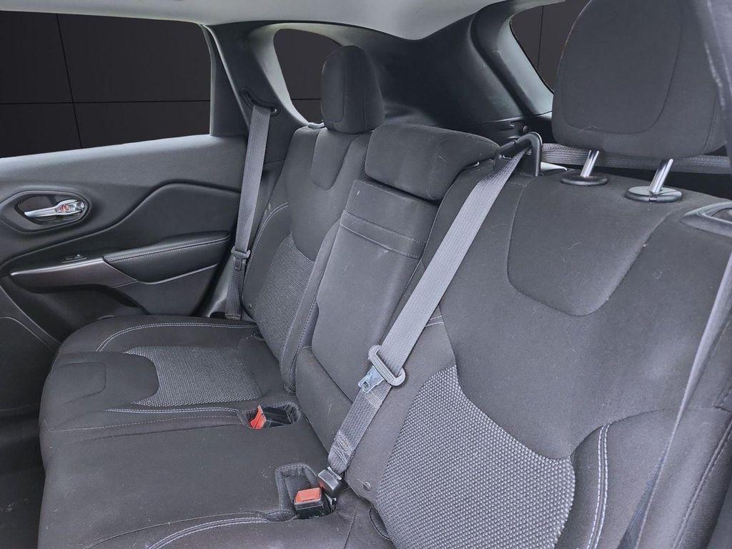 used 2019 Jeep Cherokee car, priced at $13,499