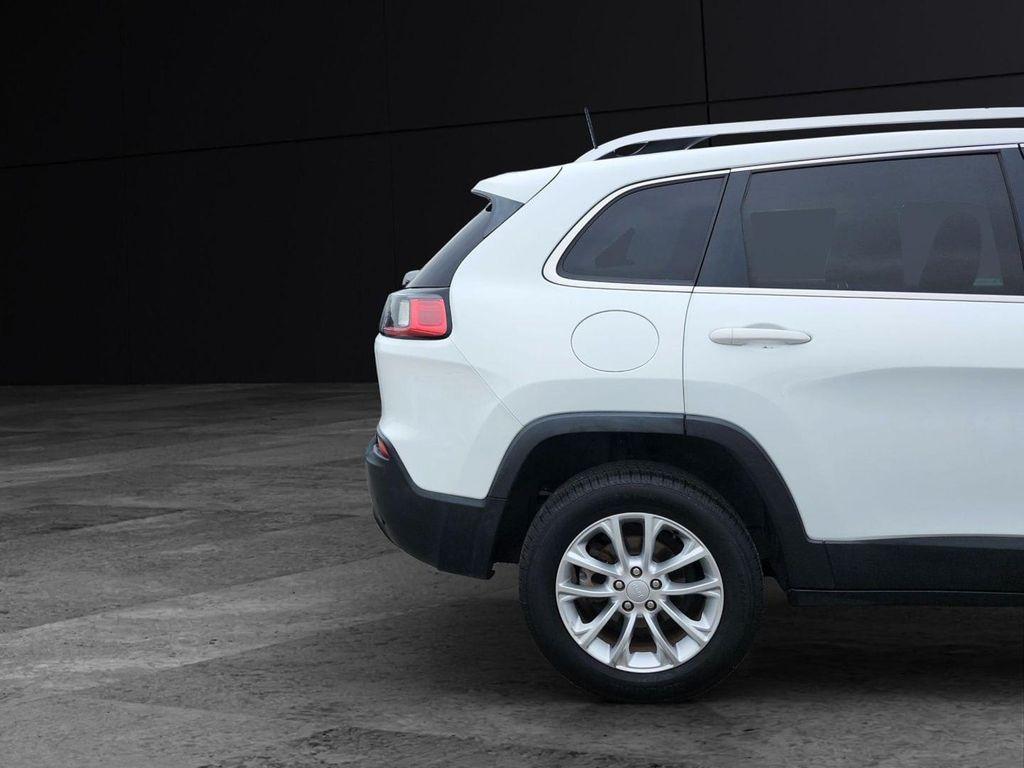 used 2019 Jeep Cherokee car, priced at $13,499