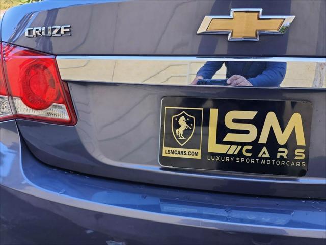 used 2014 Chevrolet Cruze car, priced at $5,999