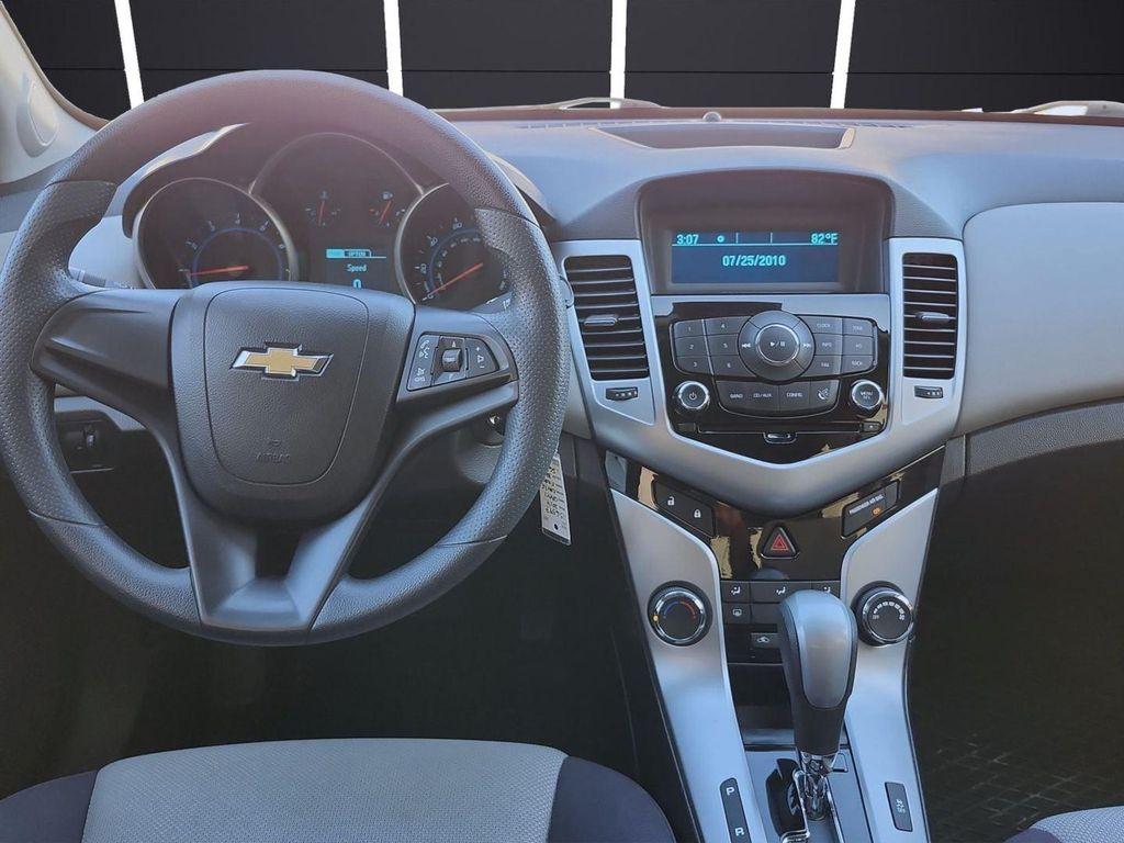 used 2014 Chevrolet Cruze car, priced at $5,999