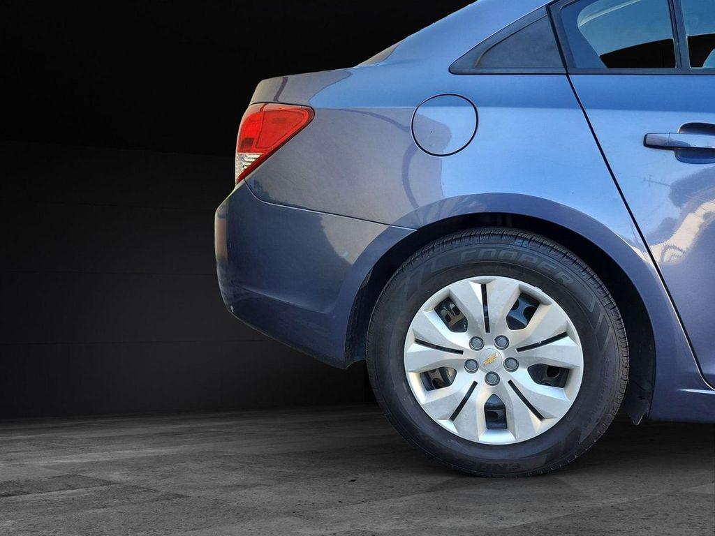 used 2014 Chevrolet Cruze car, priced at $5,999