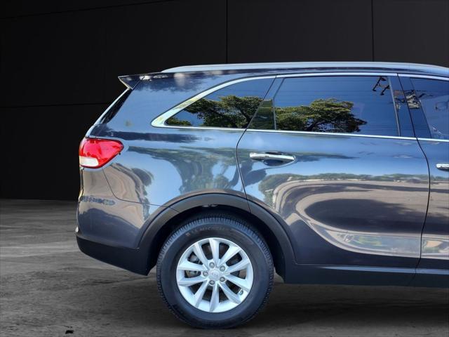 used 2018 Kia Sorento car, priced at $10,499
