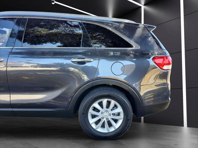 used 2018 Kia Sorento car, priced at $10,499