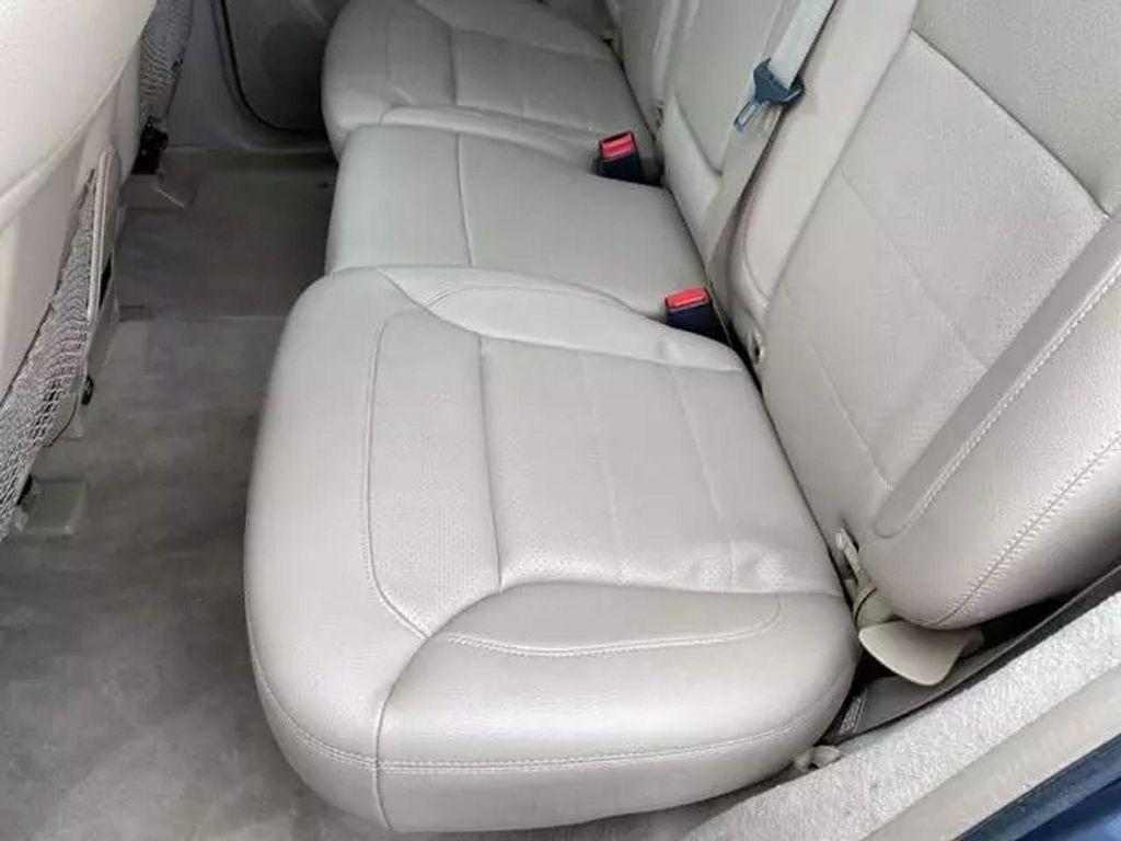used 2014 Mercedes-Benz M-Class car, priced at $10,999