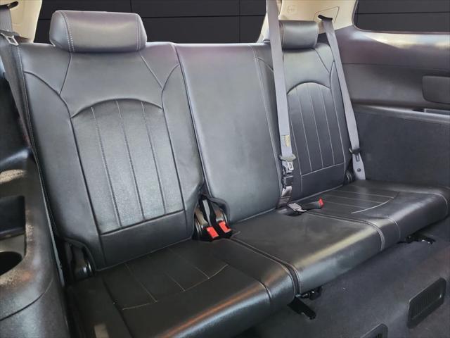used 2014 Buick Enclave car, priced at $8,999