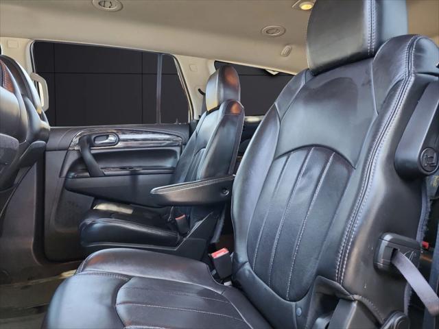 used 2014 Buick Enclave car, priced at $8,999