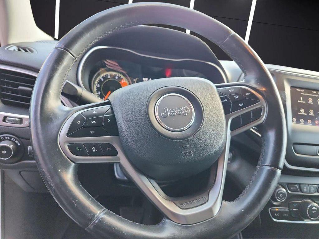 used 2019 Jeep Cherokee car, priced at $10,999