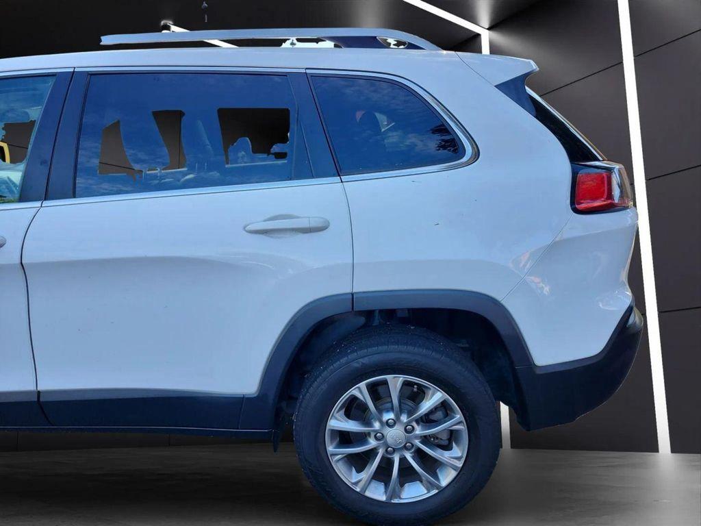 used 2019 Jeep Cherokee car, priced at $10,999