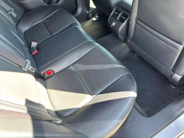 used 2019 Honda Clarity Plug-In Hybrid car, priced at $12,999